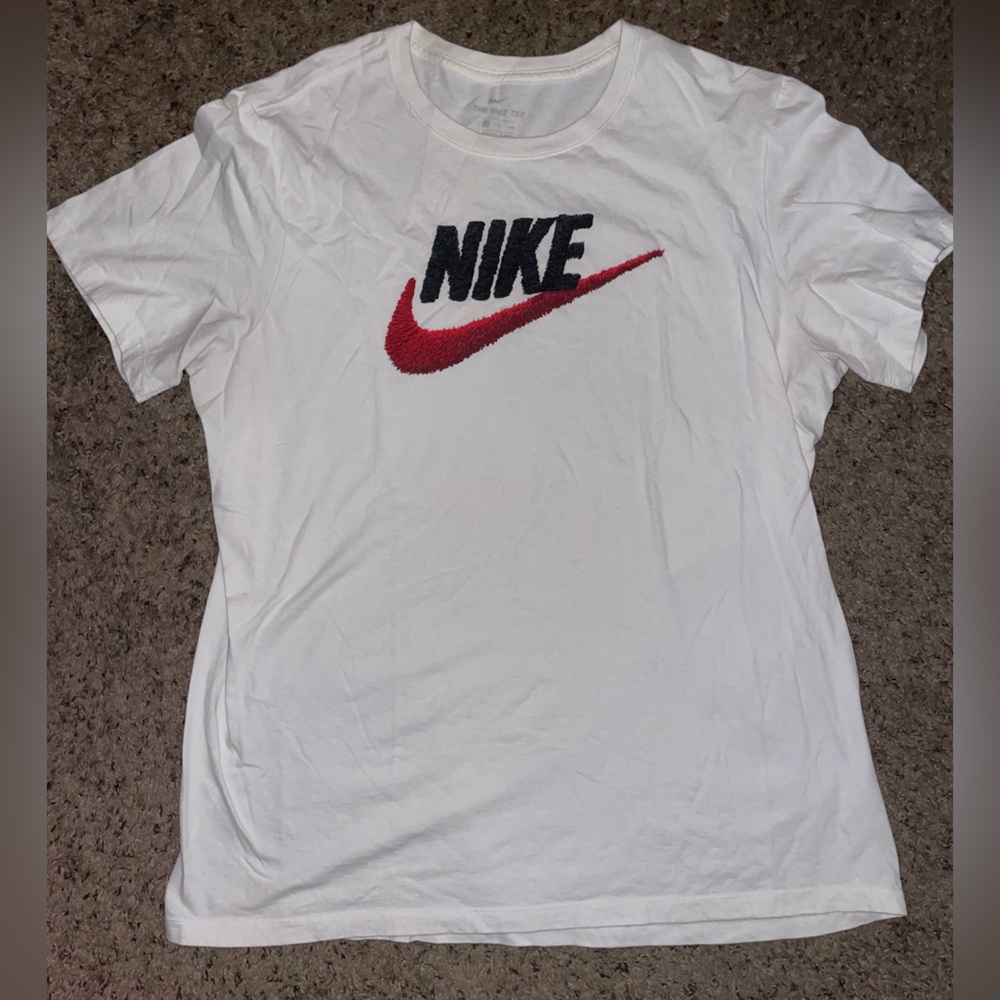 Nike Men’s T shirt